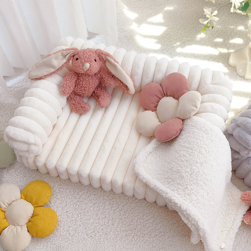 Orthopädisches Kuschelsofa für Tiere, flauschig weich, für besten Schlafkomfort bei Hunden & Katzen.