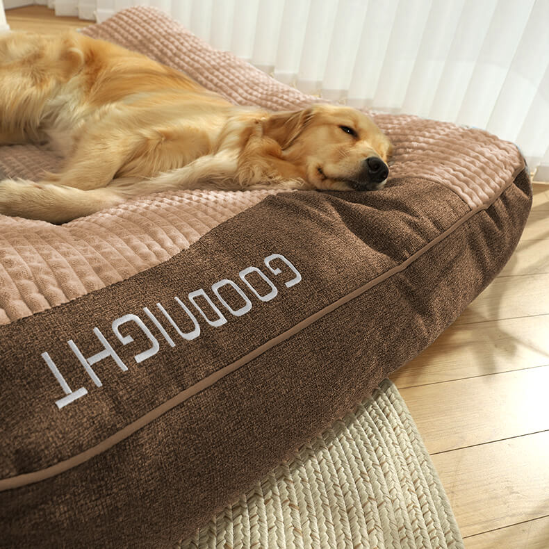 Orthopädisches Hundebett, schützt Wirbelsäule & Gelenke, dick & gemütlich für große Rassen.