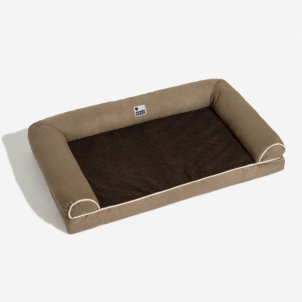 Modernes orthopädisches Hundebett in dezenter Wildlederoptik, perfekt als Schlafplatz.