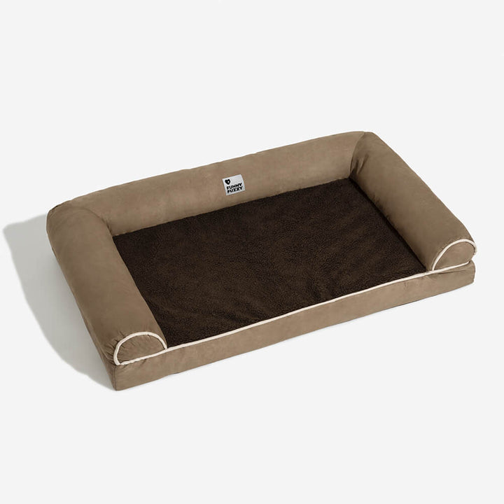 Modernes orthopädisches Hundebett in dezenter Wildlederoptik, perfekt als Schlafplatz.