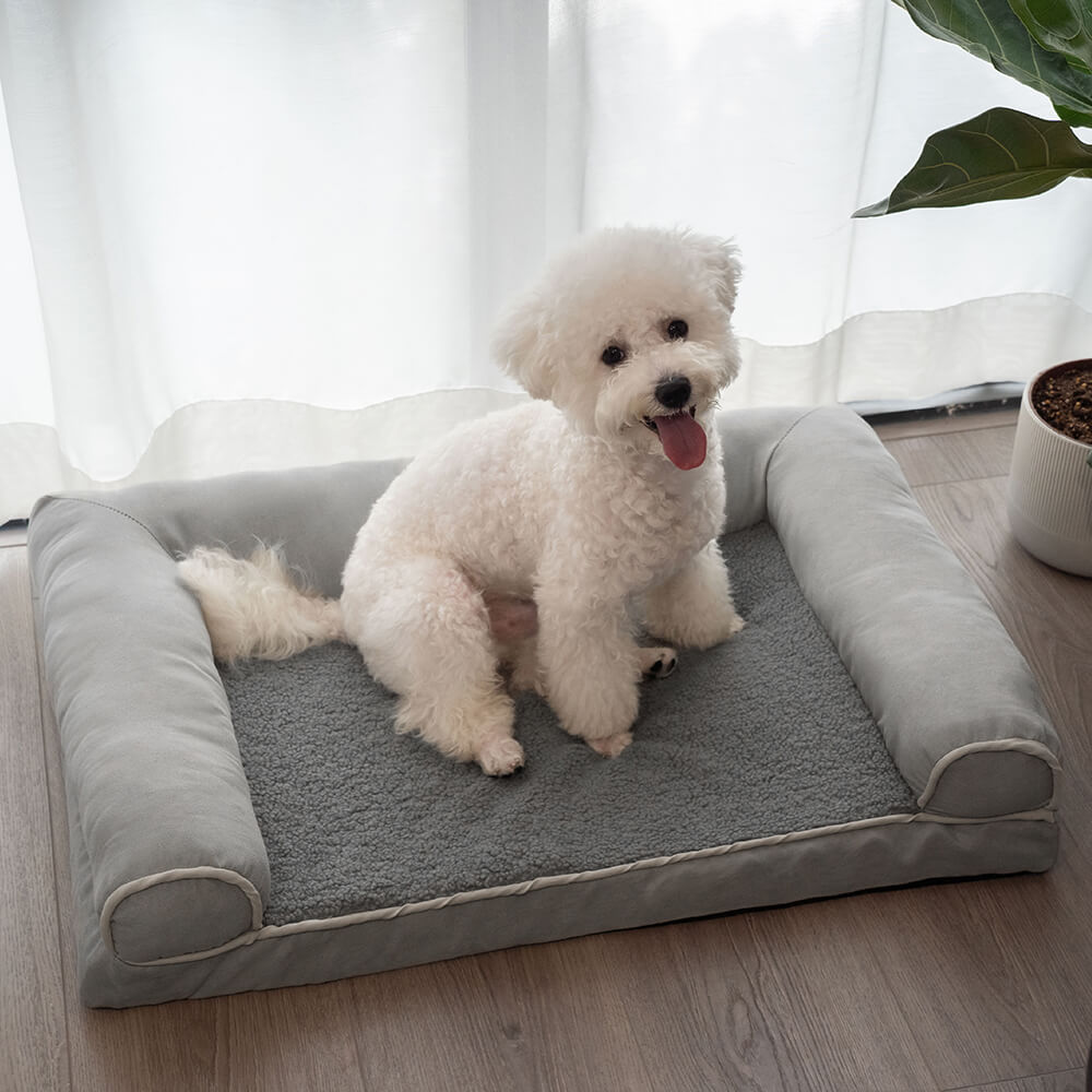 Hundebett für große Hunde: orthopädisch, bequem und mit hohem Rand für extra Komfort.