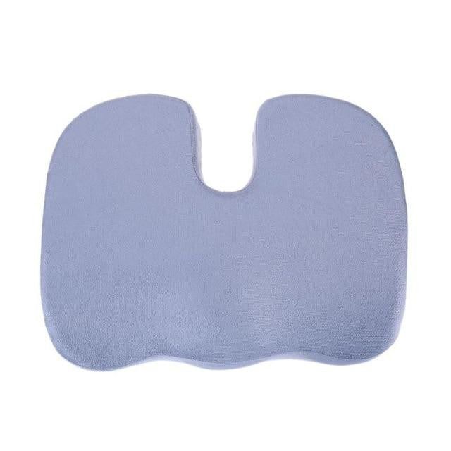 Memory Foam Sitzkissen orthopädisch. Lindert Rückenschmerzen, Steißbeinbeschwerden, verbessert Haltung & Komfort.