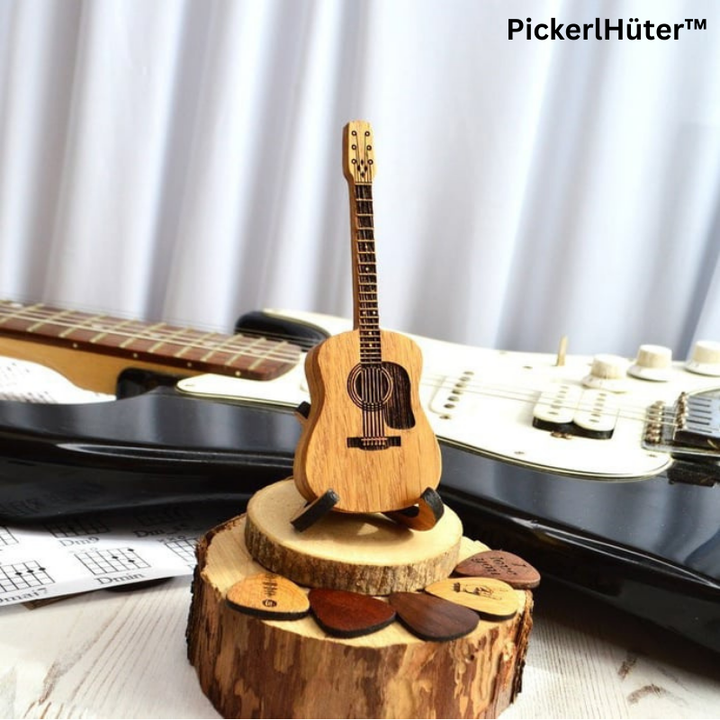 Personalisierte Gitarren Plektrum Box aus Holz, ideal zur Aufbewahrung für Musiker und Gitarristen.