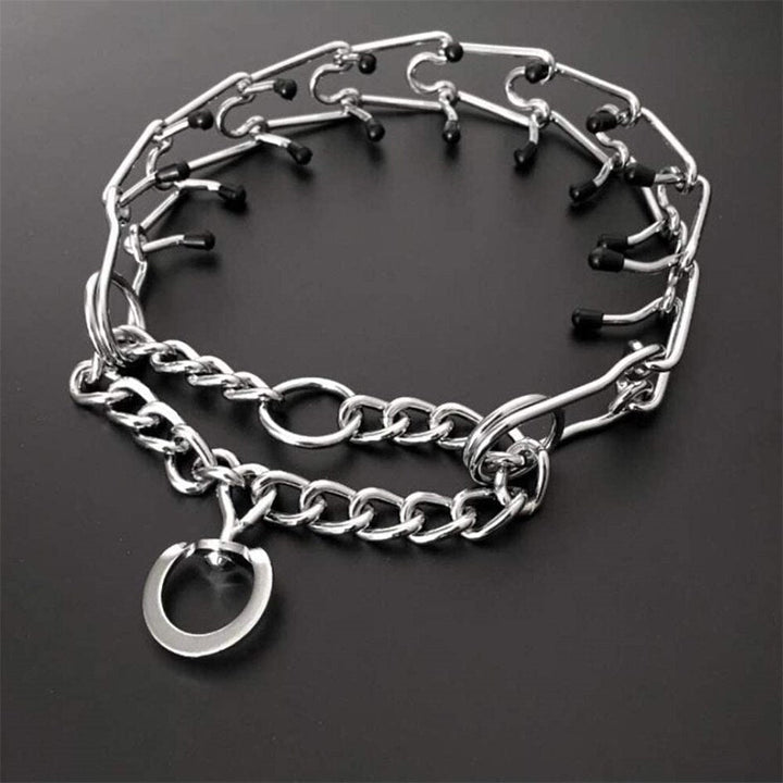 Robustes Pinchhalsband, verstellbar, für Gehorsamkeitstraining und Anti-Zieh-Kontrolle bei Hunden.
