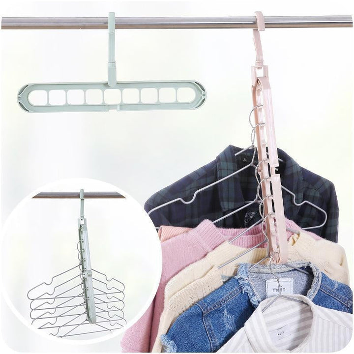 Kleiderbügel-Organizer für ordentliche Schrankaufbewahrung. Das Platzwunder sorgt für Übersicht in Ihrer Garderobe.