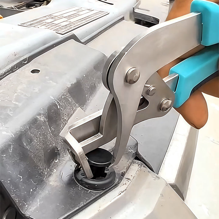 Ergonomisches Innenraumwerkzeug für einfache und schadenfreie Demontage von Fahrzeug-Clips.