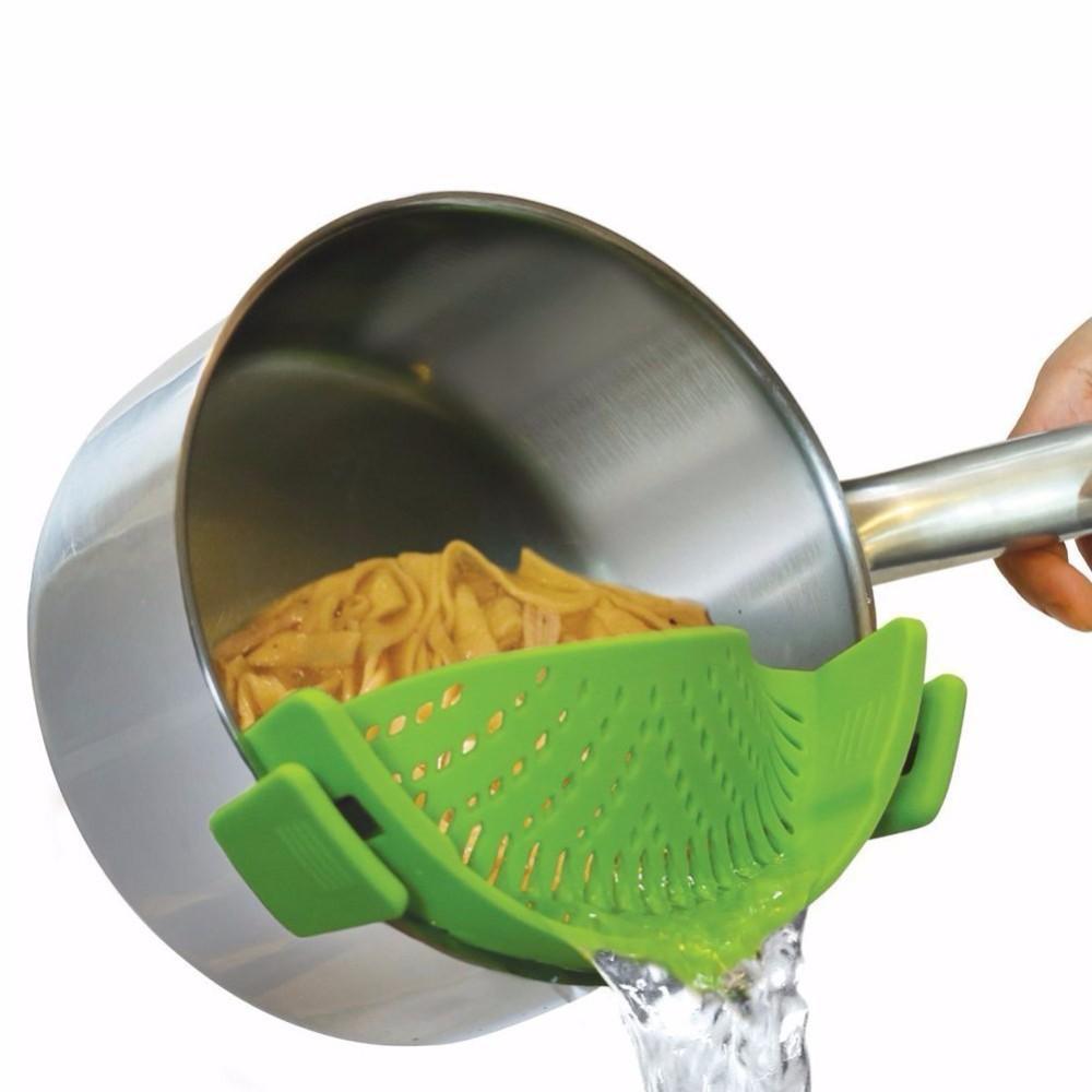 Robustes Silikon-Topfsieb für einfaches und sicheres Abgießen. Ideal für Pasta, Reis & Gemüse.