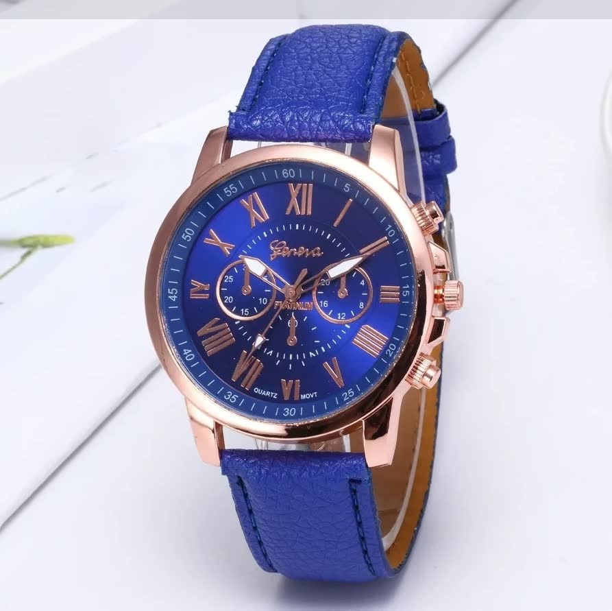 Zeitlose Damenuhr, silbernes Gehäuse, weißes Zifferblatt, elegantes Accessoire. Perfekt als modische Ergänzung.