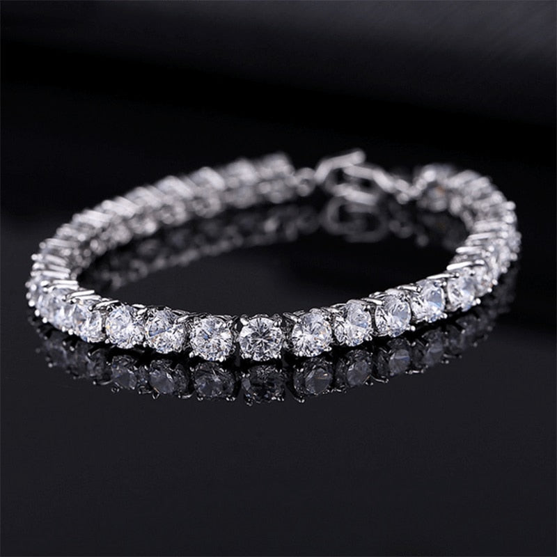 Unisex Tennisarmband mit funkelnden Zirkonia-Steinen; elegantes Schmuck-Accessoire für jeden Anlass.