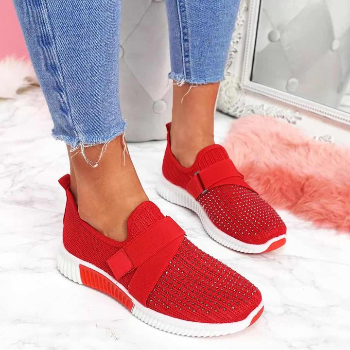 Damen Mesh Sneaker am Fuß: Trendige, leichte Freizeitschuhe, atmungsaktiv und bequem für jeden Anlass.
