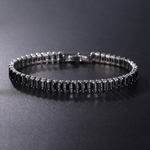 Funkelndes Zirkonia Armband, ein elegantes Tennisarmband für Sie und Ihn; moderner Schmuck.