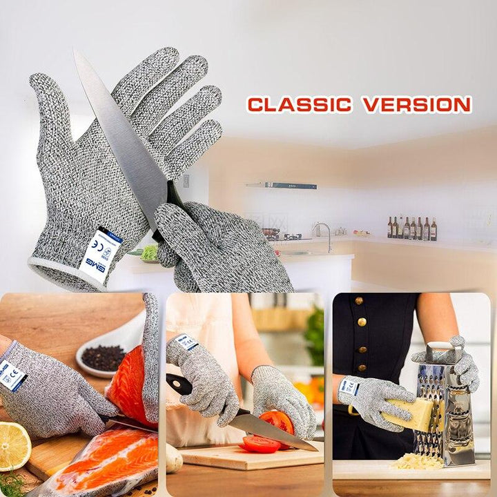 Paar professionelle Arbeitsschutzhandschuhe Level 5, stich- & schnittfest, bereit für anspruchsvolle Aufgaben.