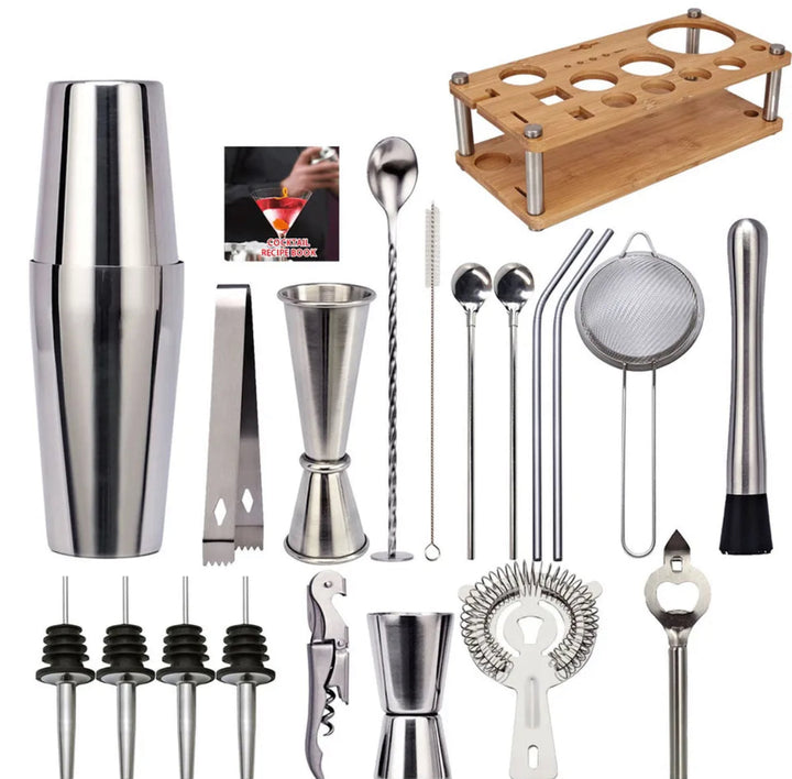 Bartender-Set mit Cocktailshaker, Messbecher, Barlöffel & Eiszange. Edelstahl-Zubehör für Mixologie-Profis.