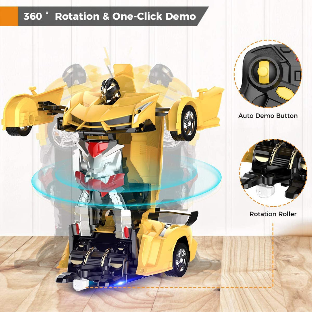 Kind spielt begeistert mit ferngesteuertem Roboter Auto, das sich im Handumdrehen dynamisch transformiert. Actionspielzeug.