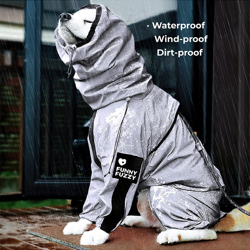 Reflektierender Welpenmantel, wasserdicht und wetterfest, schützt kleine Hunde bei Outdoor-Aktivitäten.