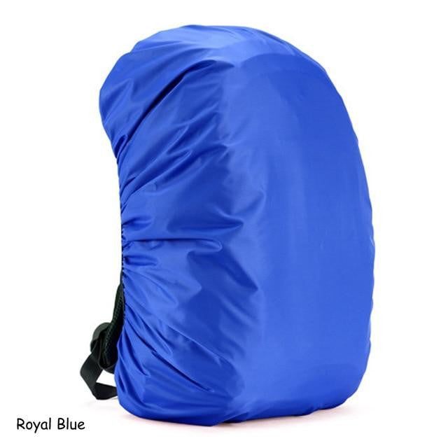 Kompakter, faltbarer Rucksack Regenschutz, nimmt wenig Platz ein im Gepäck auf Reisen.