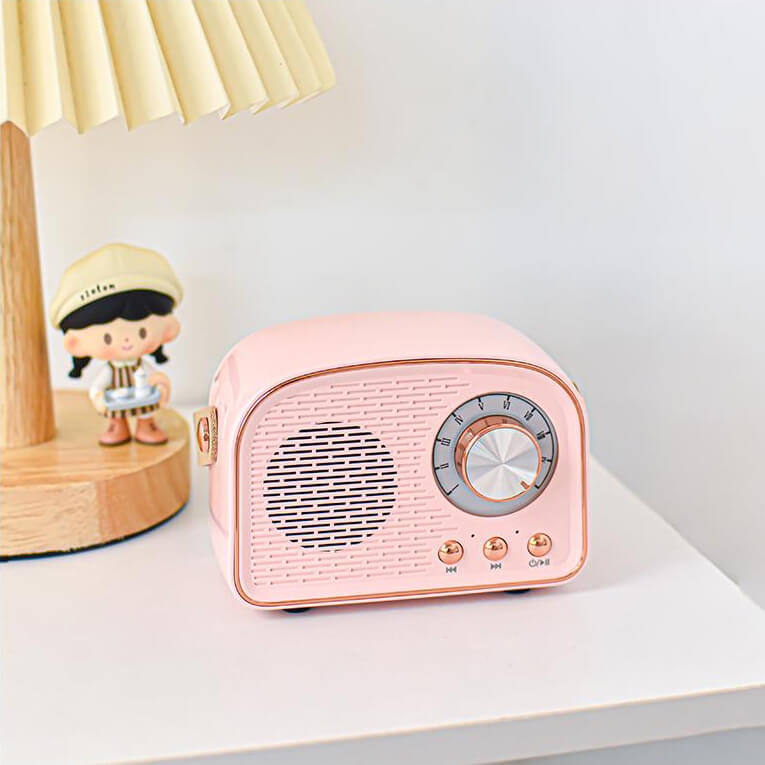 Dekorativer Retro Bluetooth Lautsprecher im Vintage-Stil, stilvolles Wohnaccessoire & Musikbox.