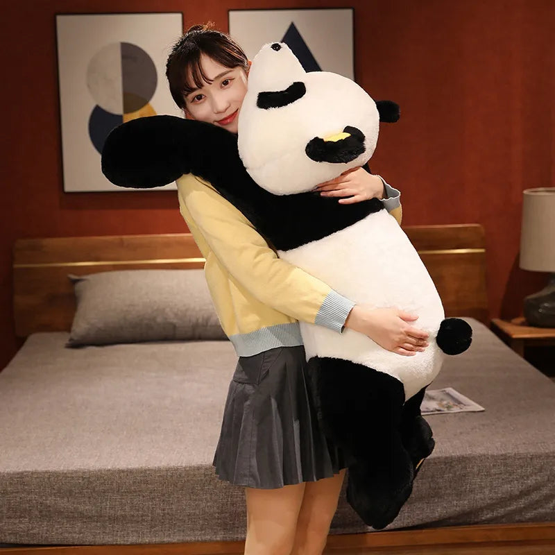 Dekoratives Riesen Panda Plüschtier. Weiches XXL Kuscheltier als Geschenkidee fürs Kinderzimmer.