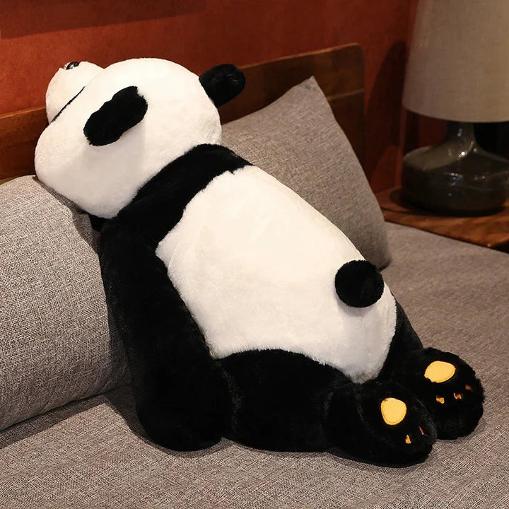 Authentisches Riesenpanda Plüschtier. Weiches, flauschiges XXL Kuscheltier für alle Altersgruppen.