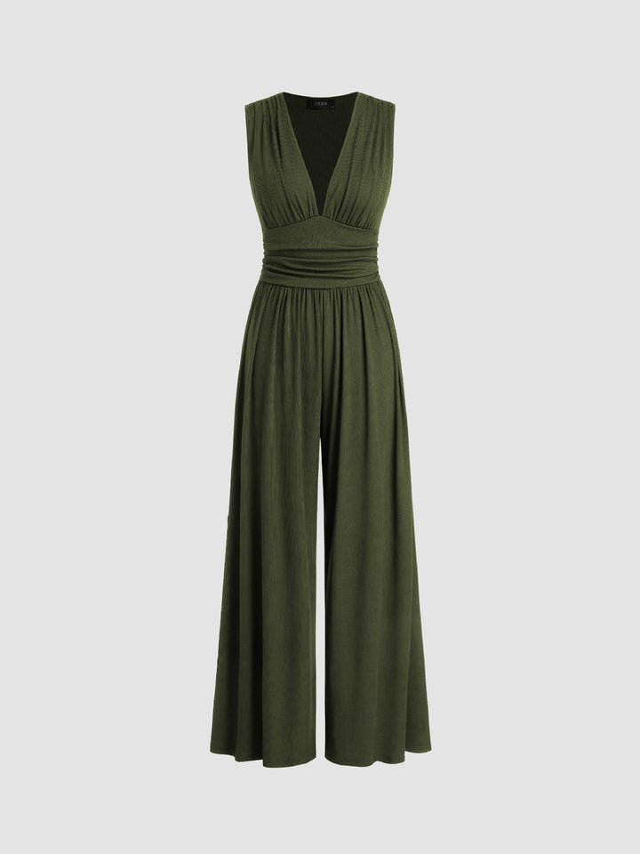 Komfortabler, ärmelloser Damen Jumpsuit mit weitem Bein. Perfekt für entspannte Tage oder stilvolle Anlässe.