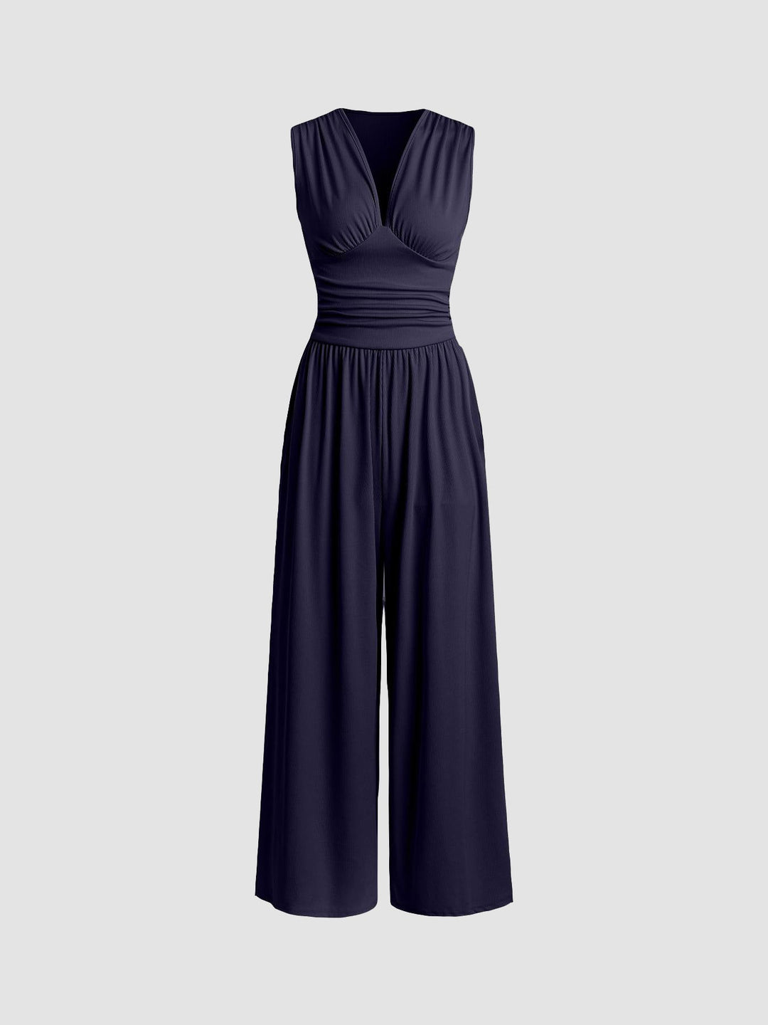 Luftiger, ärmelloser Damen Jumpsuit mit weitem Bein, perfekt als Sommerkleidung oder für den Alltag.