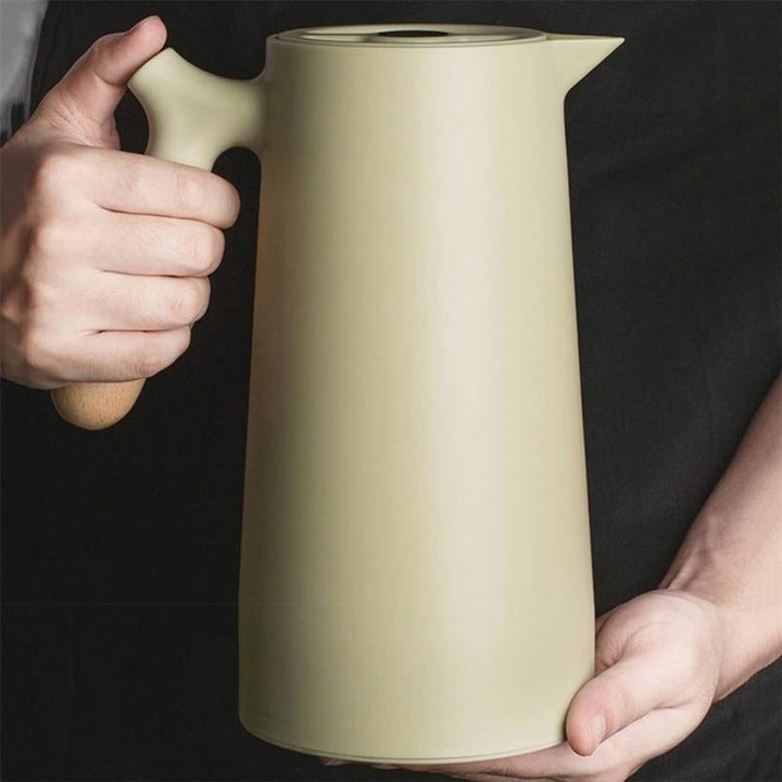 Vielseitiger Edelstahl-Speisebehälter und Warmhalteflasche (1L) für Mahlzeiten auf Reisen.