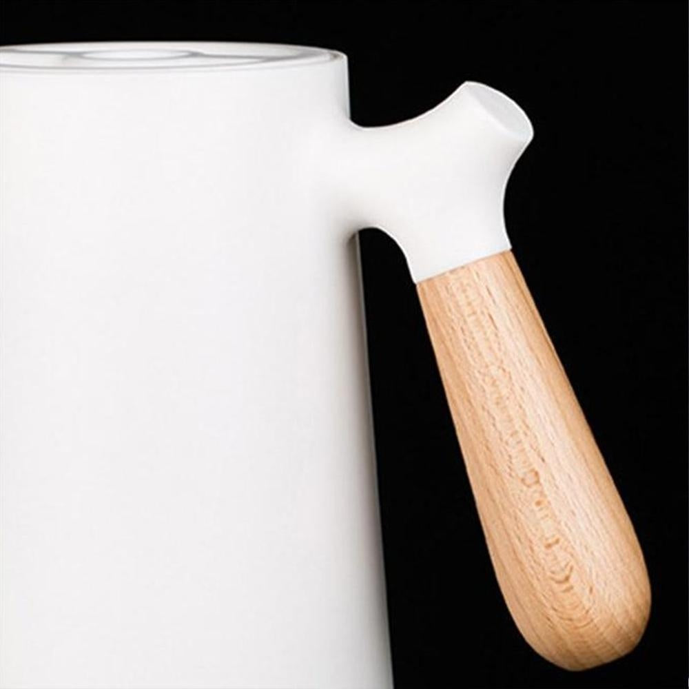 Hochwertige 1L Warmhalteflasche aus robustem Edelstahl, ideal für Camping & Wandern.