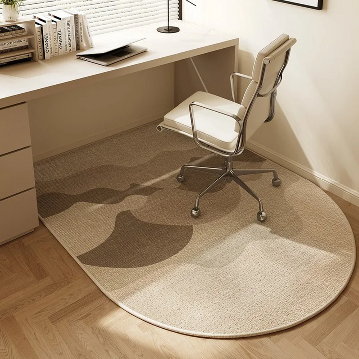 Stilvolle Bodenschutzmatte mit modernem Design, schützt Ihren Boden effektiv vor Rollenabdrücken von Bürostühlen.