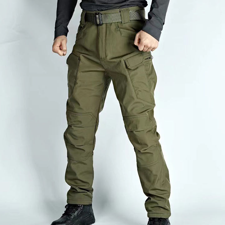 Sportliche Herren Wanderhose in Grau, mit optimaler Passform und wasserdichter Funktion für höchsten Komfort.