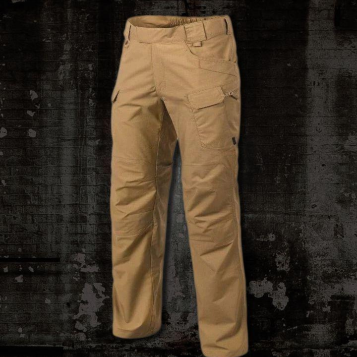 Strapazierfähige graue Funktionshose für Herren, wasserabweisend und robust, optimiert für intensive Nutzung.