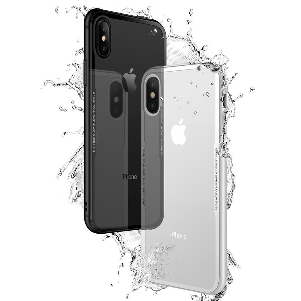 Weiße iPhone-Handycase aus gehärtetem Glas und Silikon. Stoßfest und kratzfest, zuverlässiger Schutz für dein Smartphone.