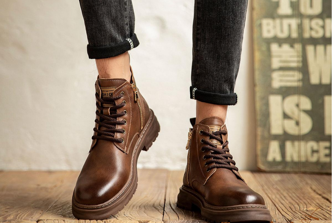 Herren Boots mit praktischem Reißverschluss und klassischer Schnürung, robuste & komfortable Herrenschuhe.