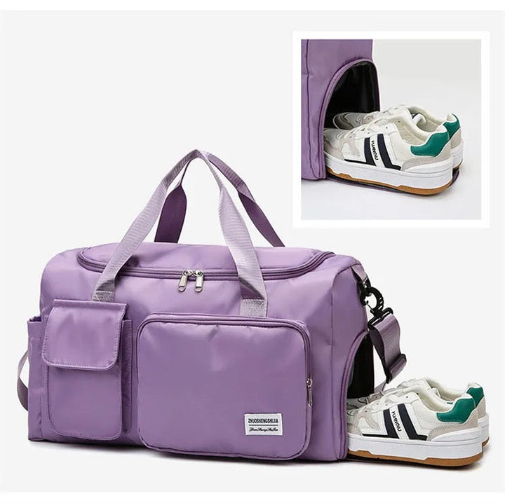 Vielseitige Reisetasche & Handgepäck mit Schuhfach, perfekt für Wochenendtrips & Reisen.