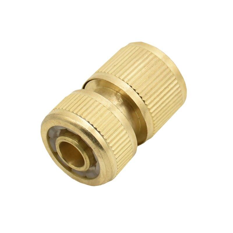 Zuverlässiger 16mm Messing Schlauchverbinder für die Gartenbewässerung; optimales Gartenzubehör.