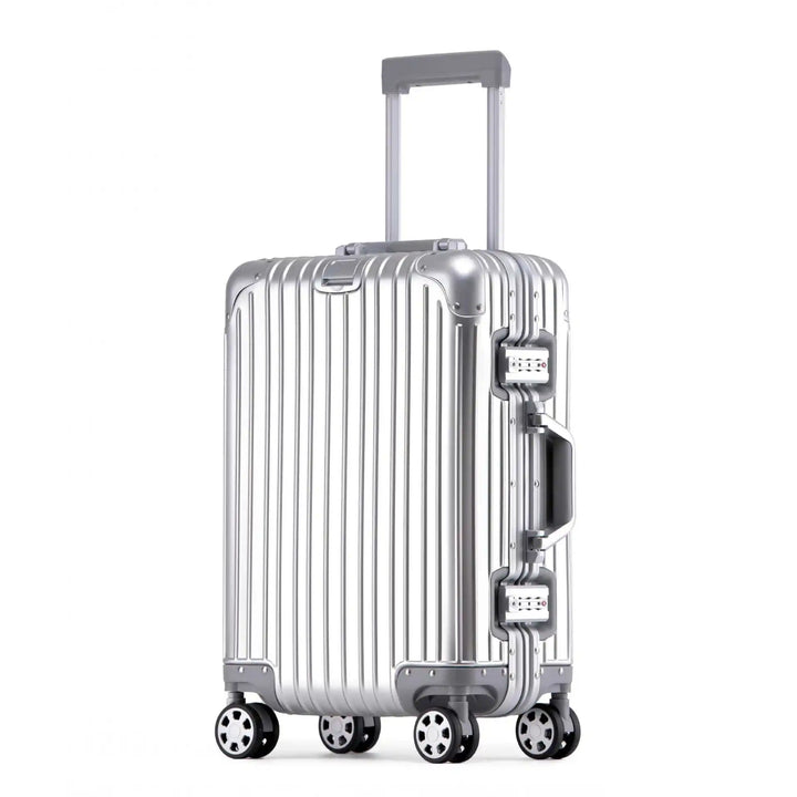 Robuster Aluminium-Trolley Tirana. Perfekt als Aufgabegepäck, mit stabilen 360° Rollen und sicherem TSA-Schloss.