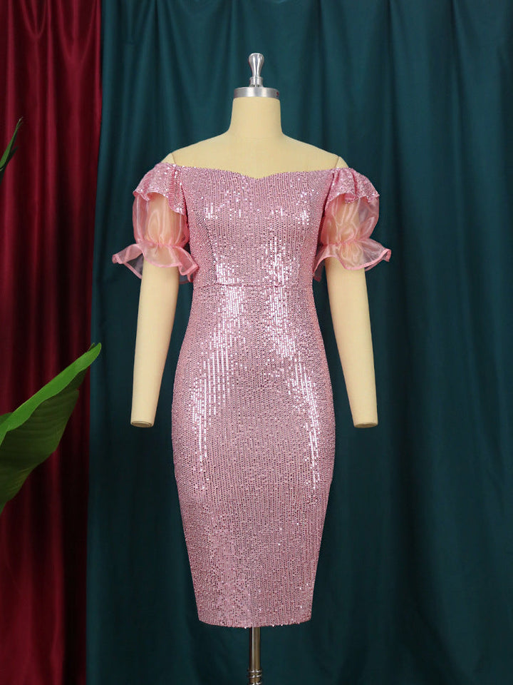 Rosa Glitzer Cocktailkleid für Damen, schulterfrei, mit eleganten Puffärmeln. Ein festliches Partykleid.