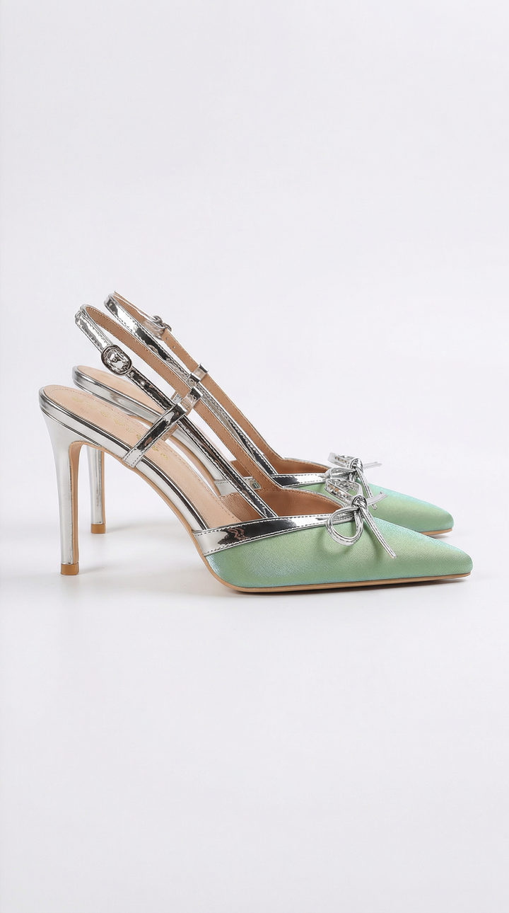 Feminine Damen-Pumps, die mit ihrer Schleife & den Riemchen für Eleganz sorgen. Spitze Zehe für den Look.