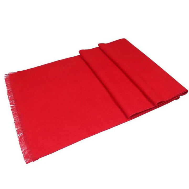 Unisex-Schal aus Kaschmir in Rot, kuschelig warm und stilvoll. Ein Must-have-Accessoire für den Winter.