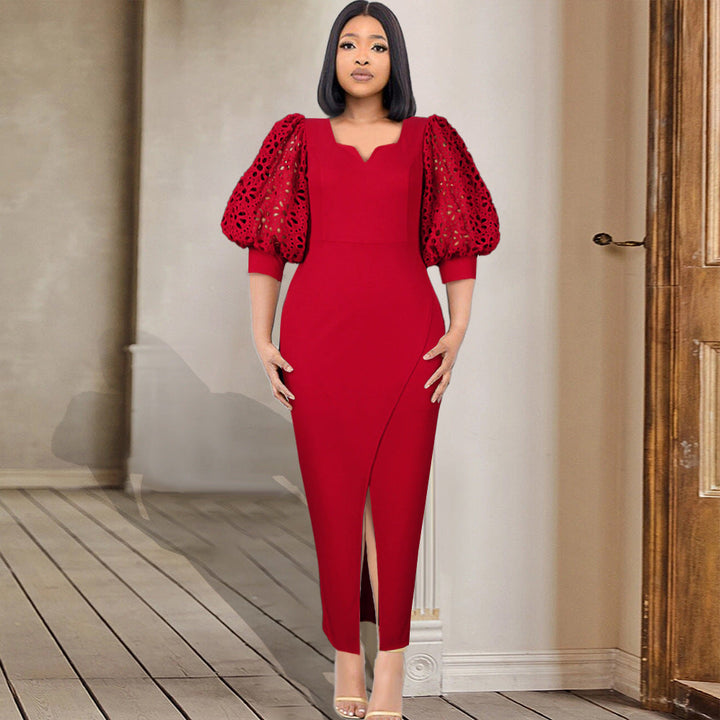 Rotes, elegantes Damen Maxi-Kleid mit modischen Puffärmeln und Schlitz, perfekt für festliche Anlässe.