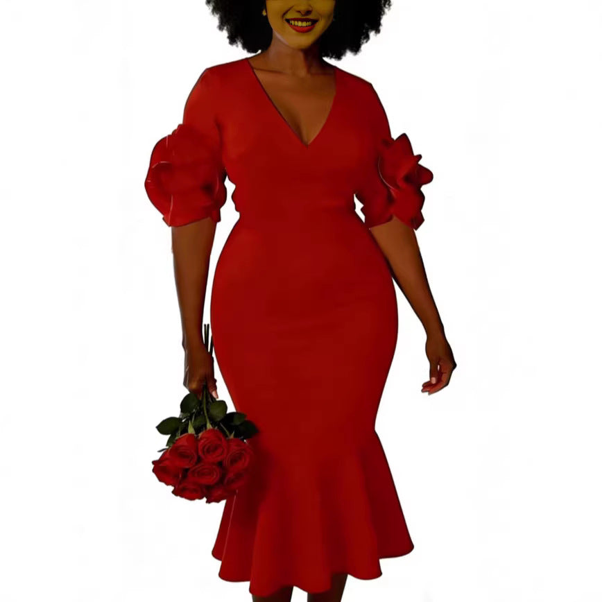Elegantes rotes Cocktailkleid für Damen, figurbetont, mit modischen Rüschenschultern; ideal für festliche Anlässe.
