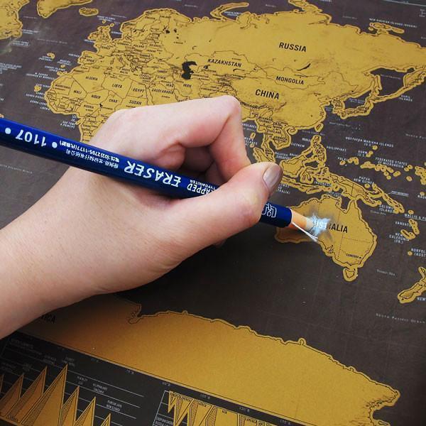 Interaktive Rubbel-Weltkarte als Wanddeko-Poster mit Goldfolie, perfekt für Reisende & ihre Abenteuer.