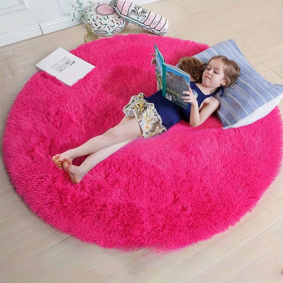 Gemütlicher runder Teppich aus Polyester, flauschig und weich. Perfekt für Wohnzimmer, Schlafzimmer, waschbar.