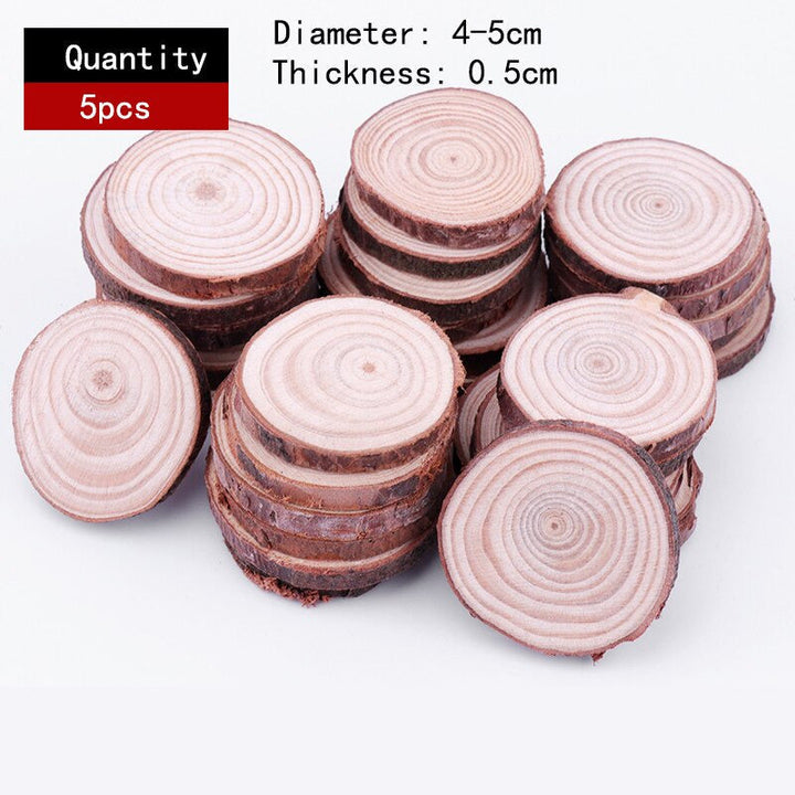 Umweltfreundliche Untersetzer aus echten Holzscheiben. Verleihen jeder Tafel einen Natur-Touch.