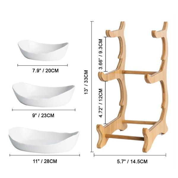 Rustikale Etagere aus robustem Holz mit drei Ebenen, ideal als Obstständer oder Dessertteller für Partys.