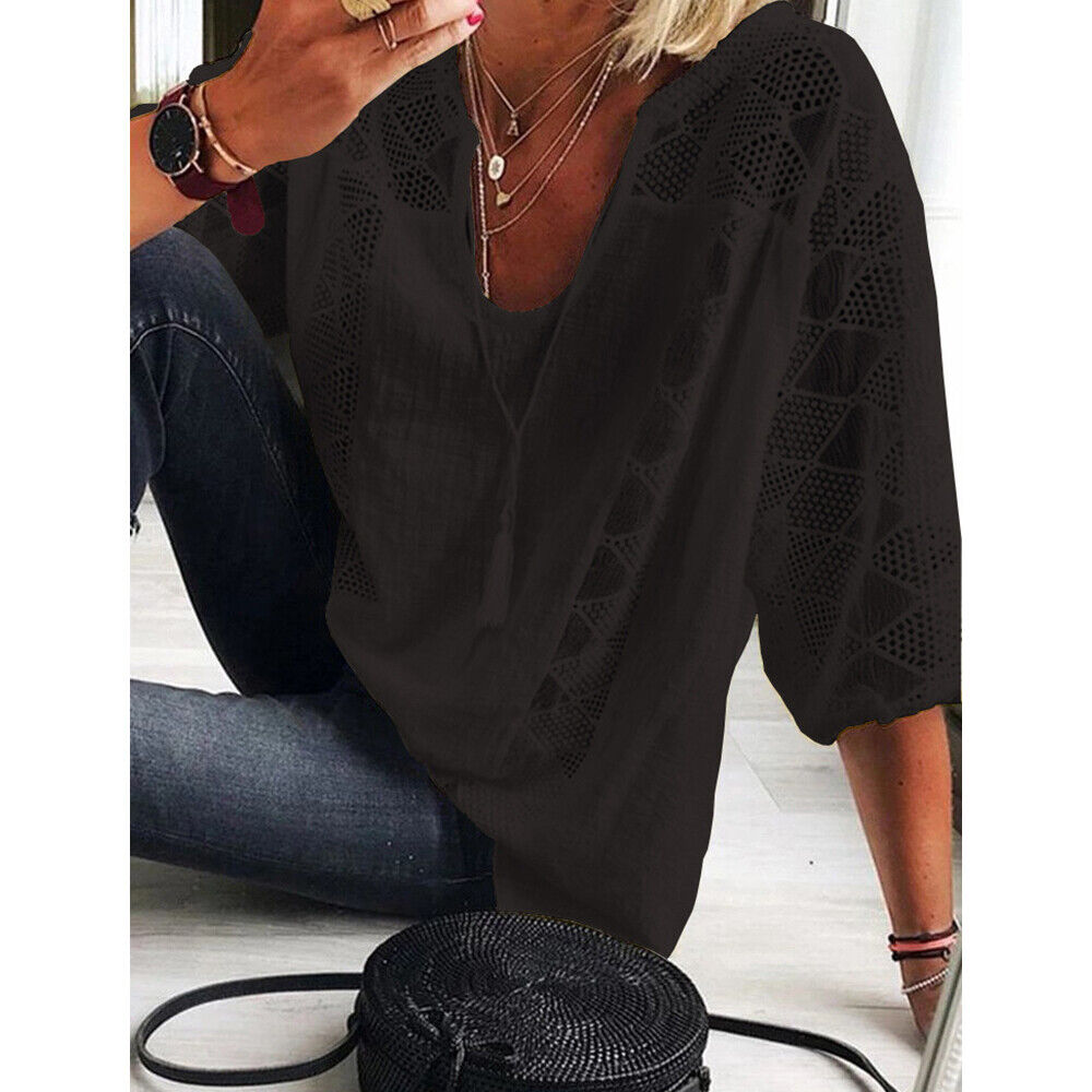 Hochwertige Kurzarm Tunika für Damen in Übergröße, locker geschnitten, ideal für sommerliche Freizeitmode.