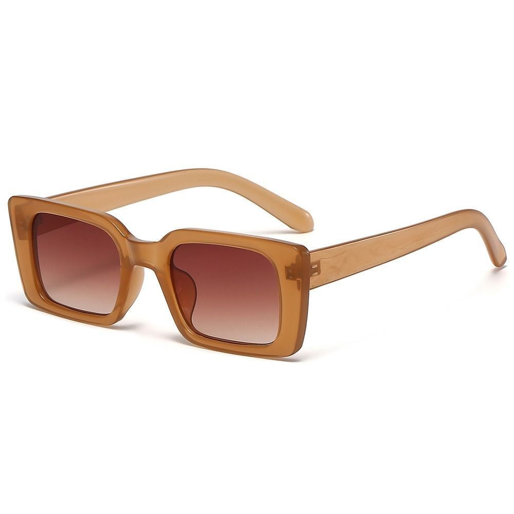 Trendige Unisex-Sonnenbrille. Rechteckige Retro-Form, bietet UV400-Schutz für alle Geschlechter.
