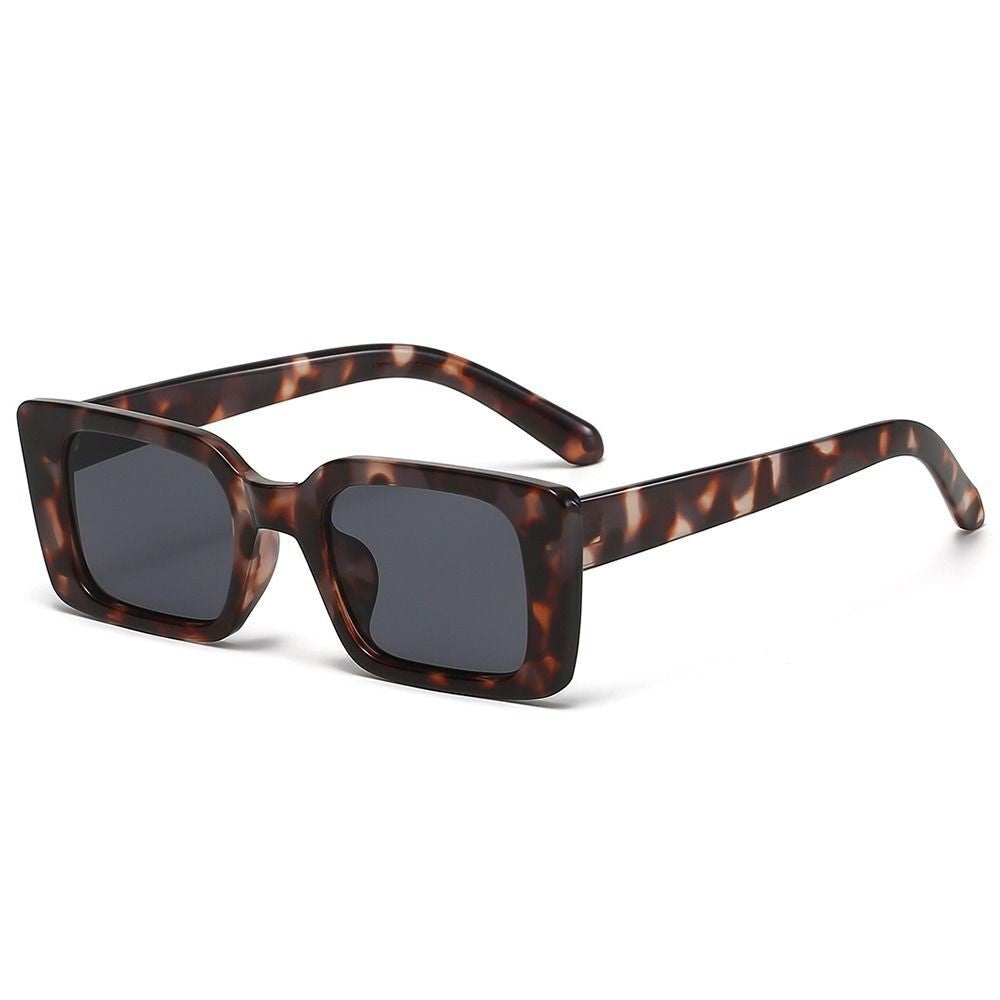 Unisex rechteckige Retro-Sonnenbrille mit UV400-Schutz, ideal für Sommer-Mode.