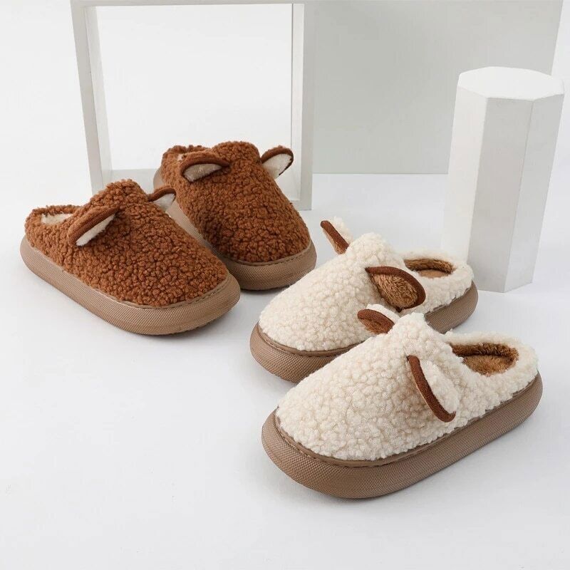 Warme Hausschuhe für Damen, flauschig und gemütlich, ideal für entspannte Tage zu Hause.