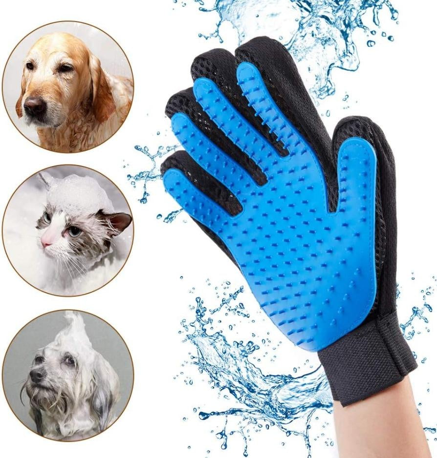 Weicher Fellpflegehandschuh, der Hunde & Katzen sanft massiert und lose Haare entfernt. Ideal für Tierpflege.