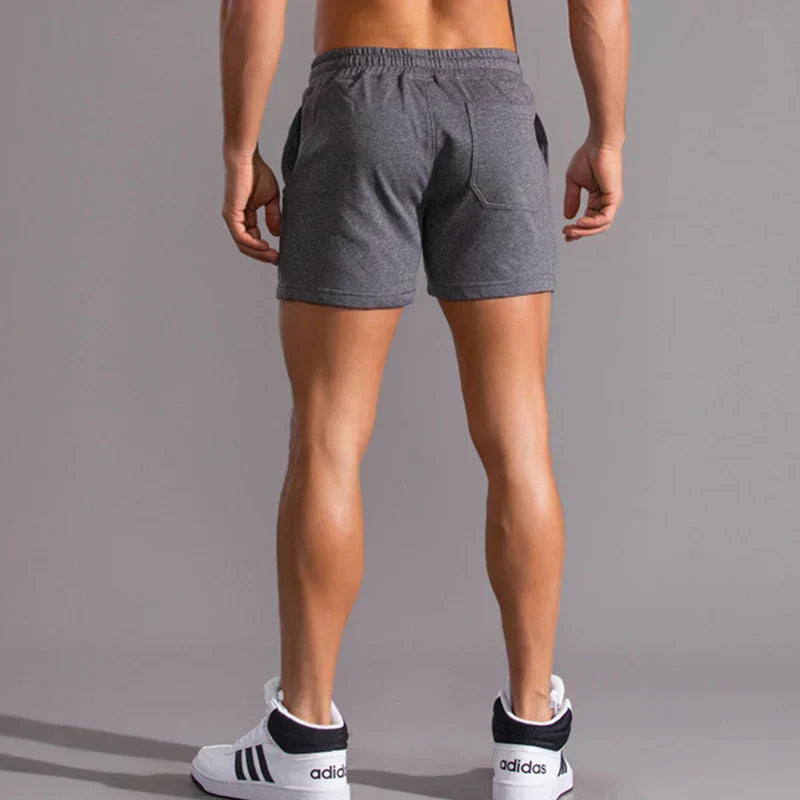Herrenmode: Komfortable & stilvolle Slim-Fit Shorts für Strand, Stadt & Alltag.